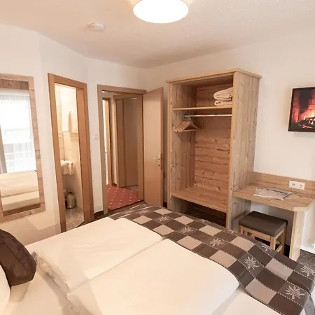 Senner Appartements Guest house 3*
