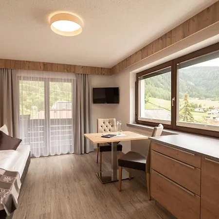 Guest house Senner Appartements 3*