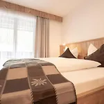 Guest house Senner Appartements 4*