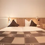 Senner Appartements Guest house